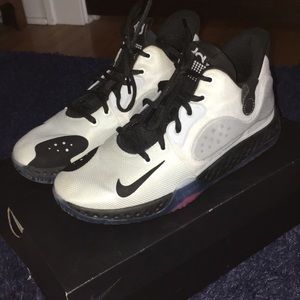 White/Black  - Wolf Grey KD TREY 5 VII